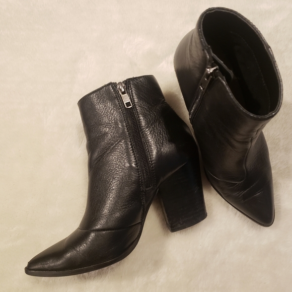 Steve Madden Marissa black bootie size 5.5 - Picture 8 of 12